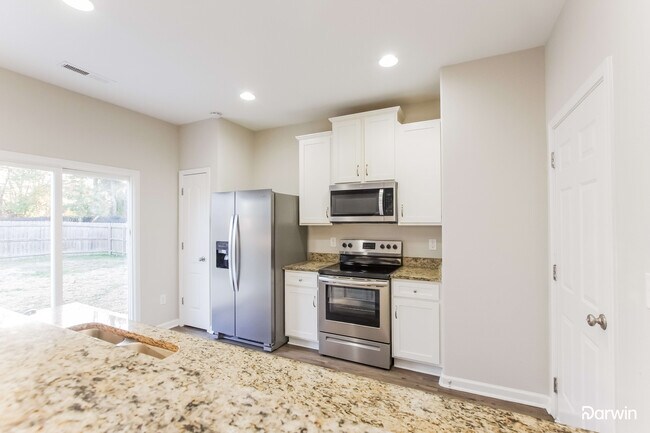 Foto del edificio - 6611 Ware Road, Charlotte, NC 28212
