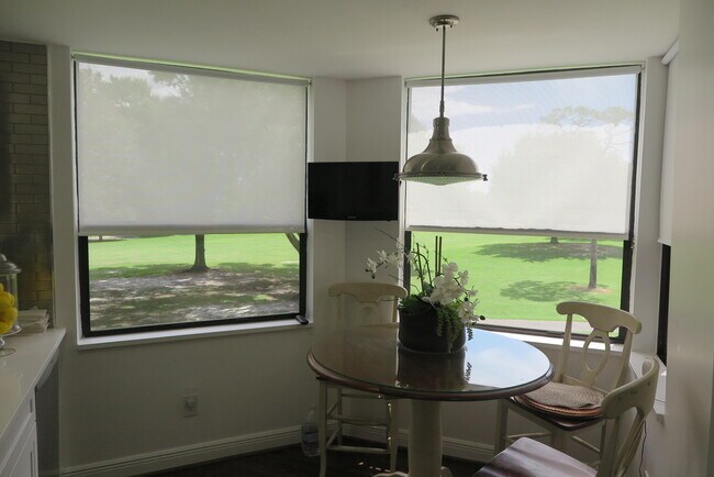 Foto del edificio - 7460 Paz 205 Blvd