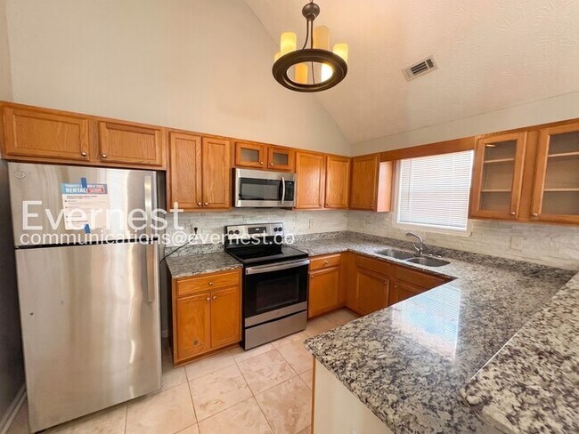 Foto del edificio - 228 Nina Cir