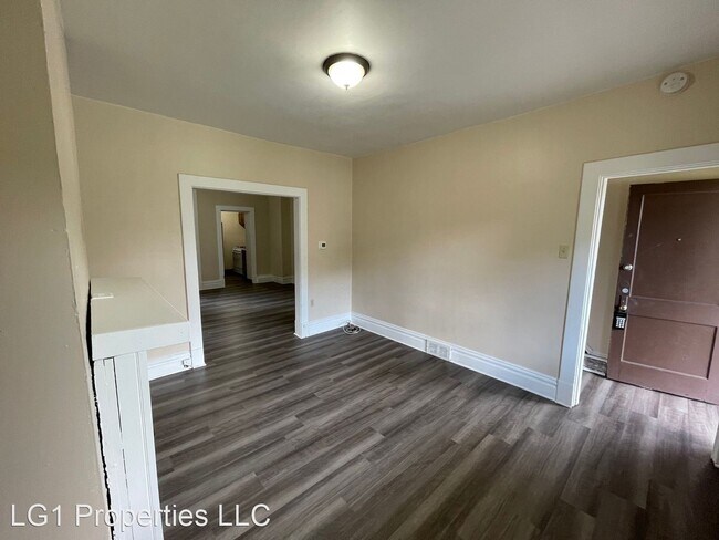 Foto del edificio - 2 br, 1 bath House - 7319 Woodlawn Avenue