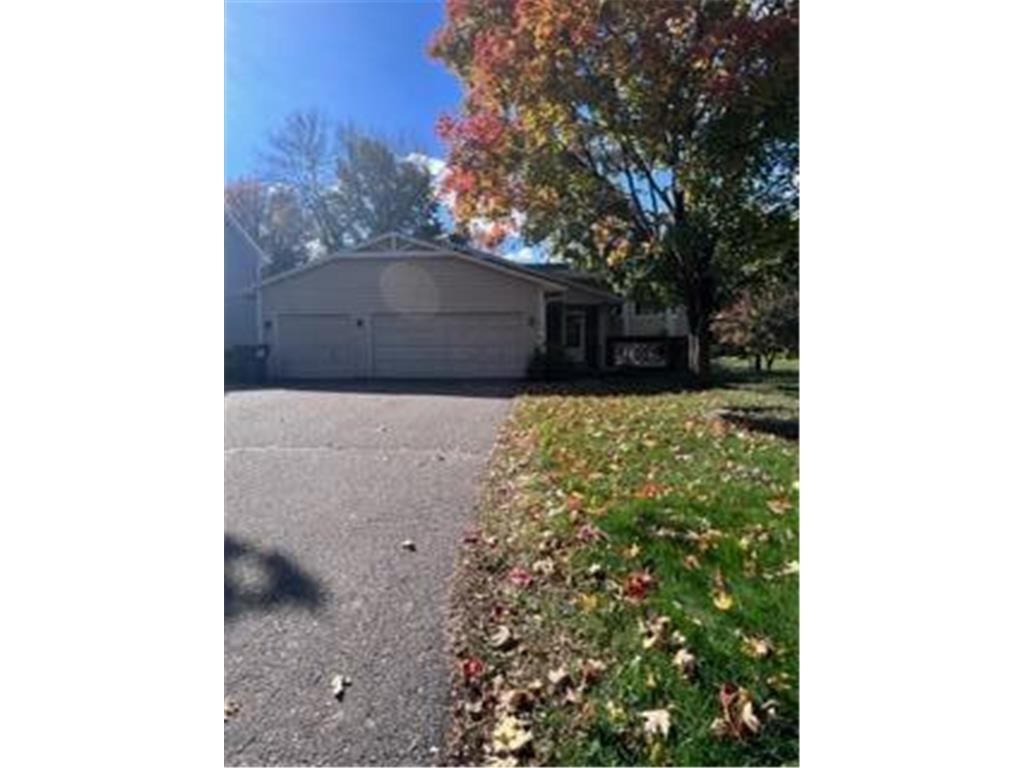 Primary Photo - 1382 Camelback Dr