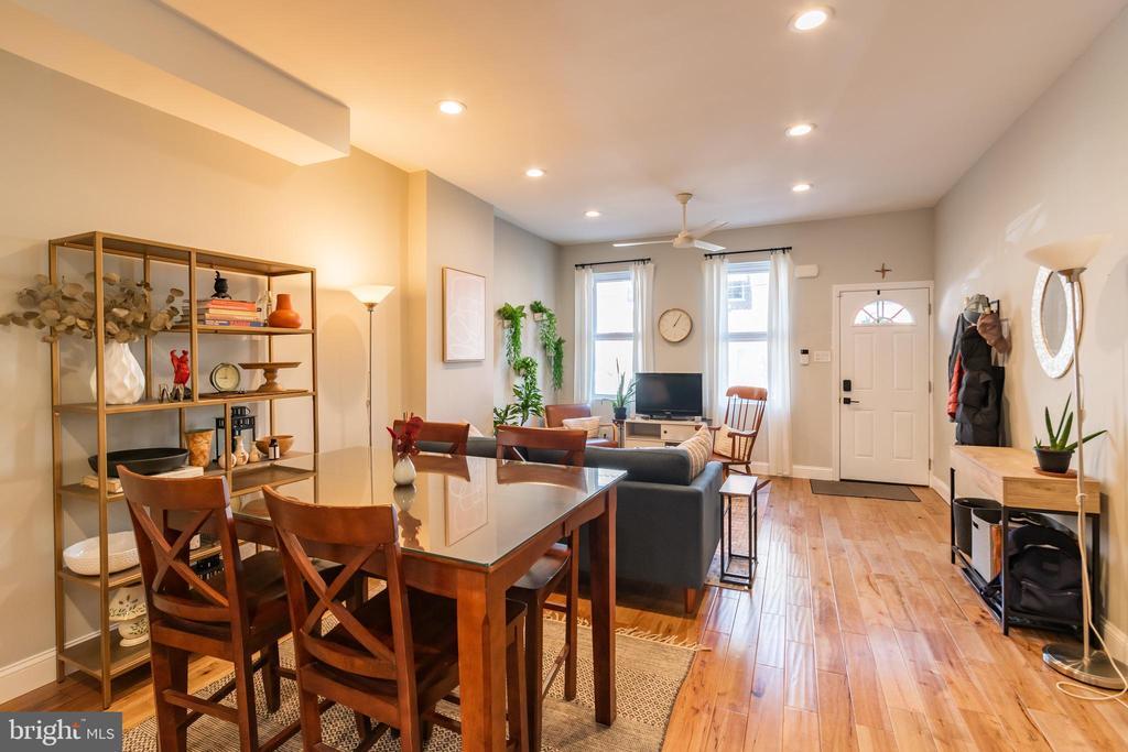 Foto principal - 2116 Tasker St