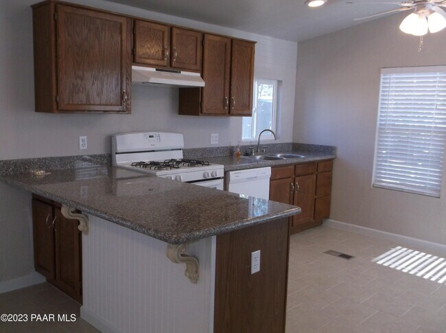 Building Photo - 7816 E Spanish Moss Ln