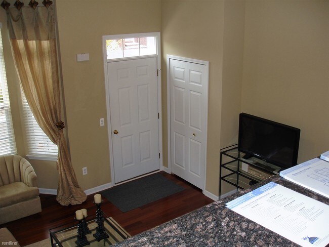 Foto del edificio - 8108 Williamstown Dr