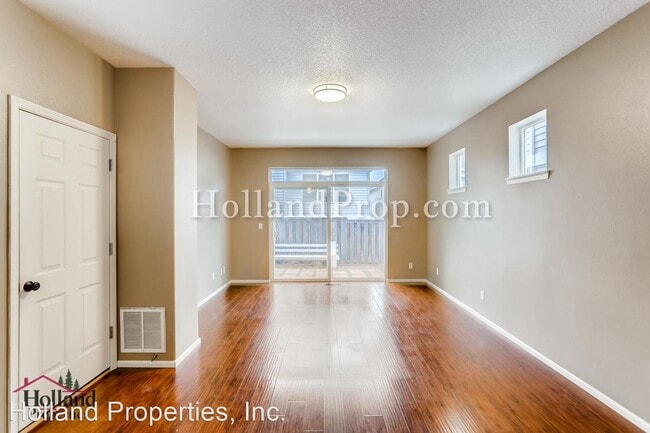 Building Photo - 3 br, 2.5 bath House - 20674 SW Marimar St.