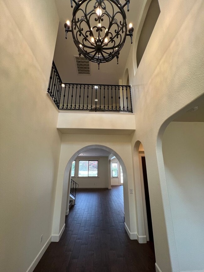 Foto del edificio - 14816 Huckleberry Dr