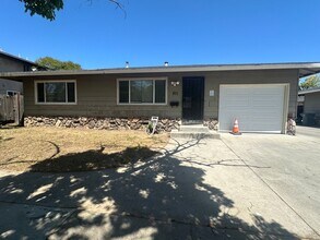 Building Photo - 871 El Cerrito Way
