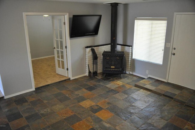 Foto del edificio - 6585 N Haven Ln