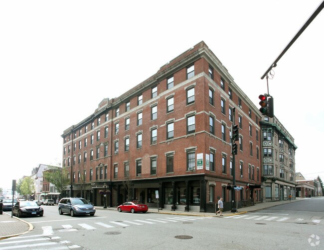 Crocker House Rentals New London, CT