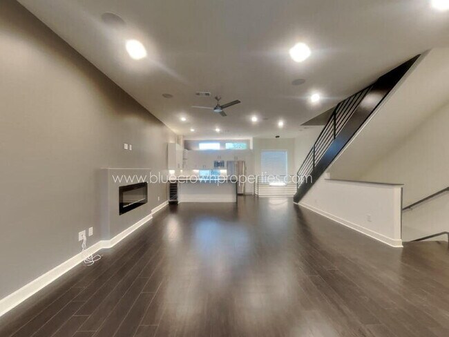Foto del edificio - 1625 Hickory St