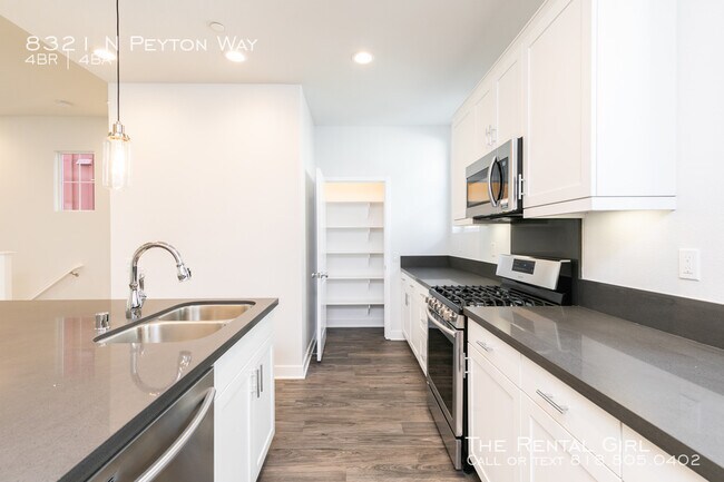 Building Photo - 8321 N Peyton Way