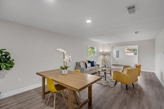 Foto del edificio - 224 Singleton Ave