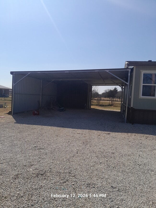 Foto del edificio - 404 W Old Axtell Rd