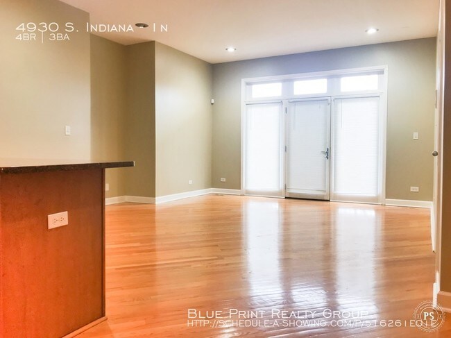 Foto del edificio - 4930 S Indiana Ave