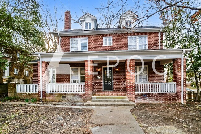 Foto del edificio - 400 S Josephine Boyd St