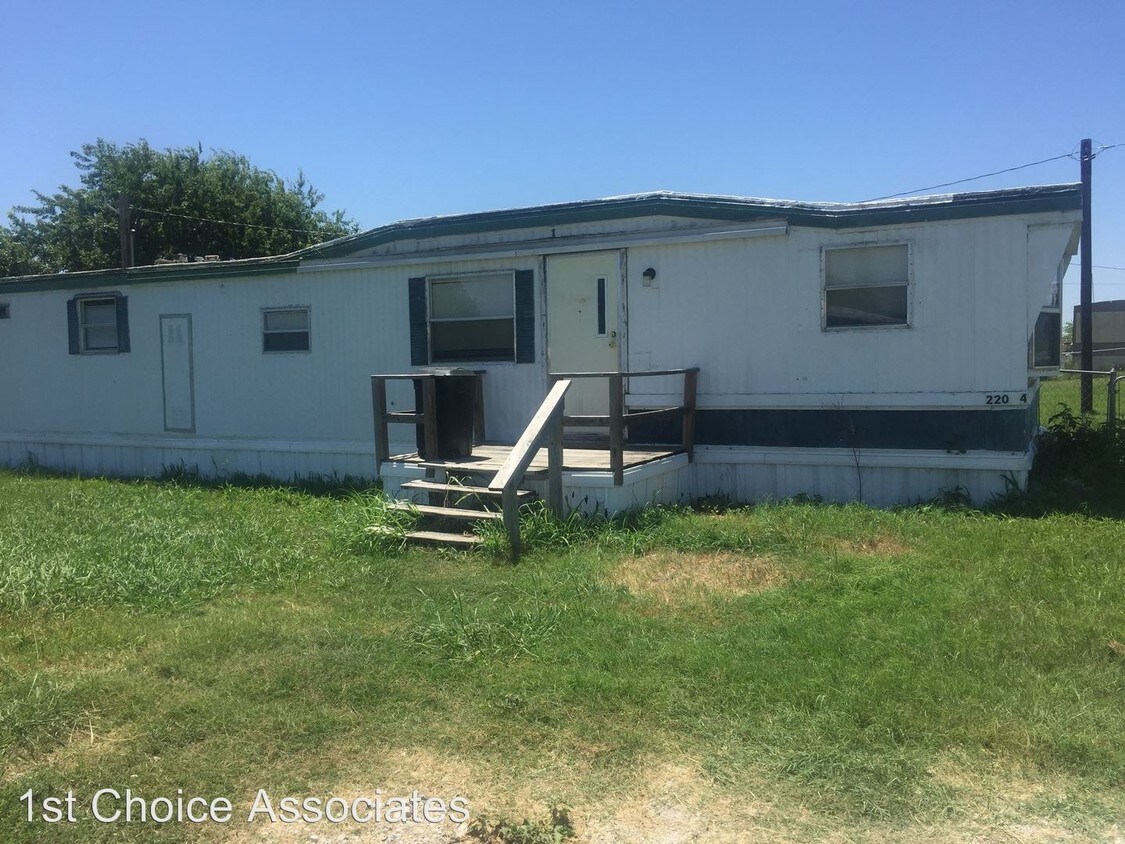 220 Baughman Hill Rd Unit 2, Azle, TX 76020 Condo for Rent in Azle