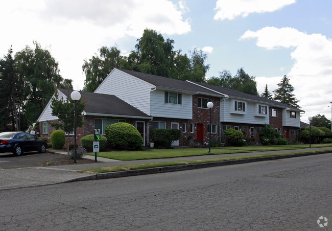 Primary Photo - Country Club Estates
