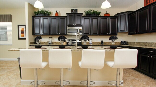 Foto del edificio - 2960 Buccaneer Palm Rd