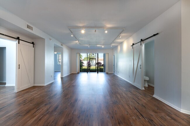 Building Photo - 6683 Montego Bay Blvd