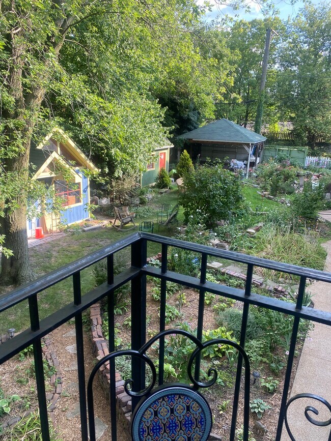 Foto del edificio - 2316 N Lister Ave