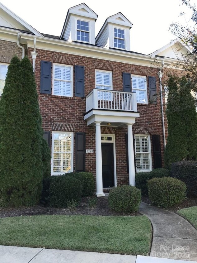 Primary Photo - 8328 Indigo Row