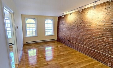 Building Photo - 88 W Cedar St