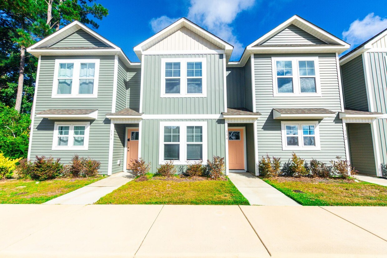 Foto principal - MOVE-IN READY