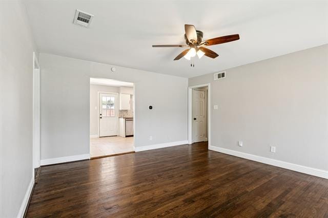 Building Photo - 519 Royal Crest Dr