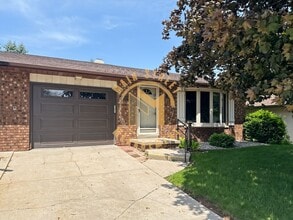 Building Photo - 2796 Cormier Rd