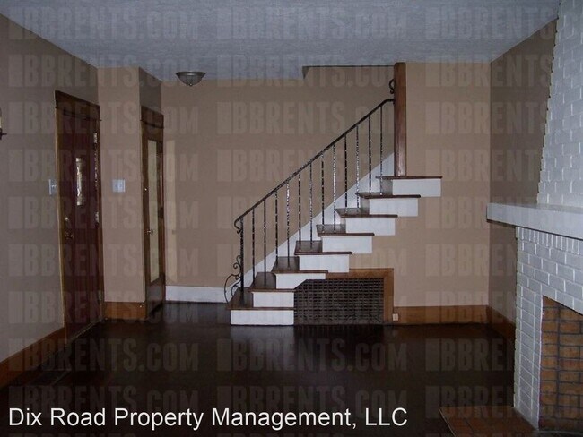 Building Photo - 3 br, 1 bath House - 300 Cherry Drive,