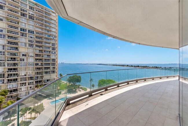 Foto del edificio - 175 SE 25th Rd