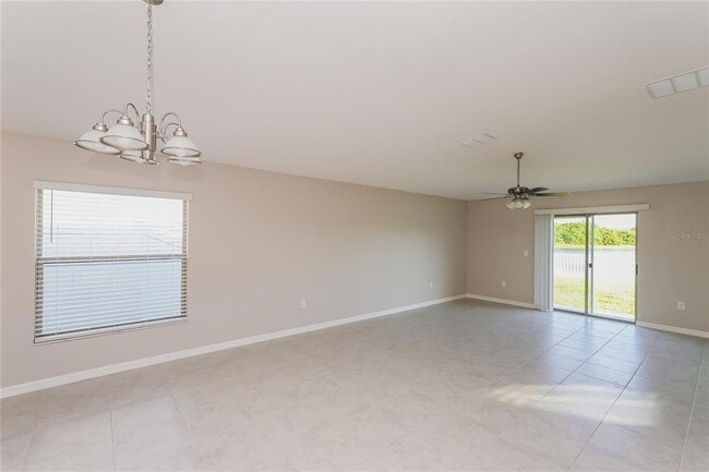 Building Photo - 11805 Blackeyed Susan Dr