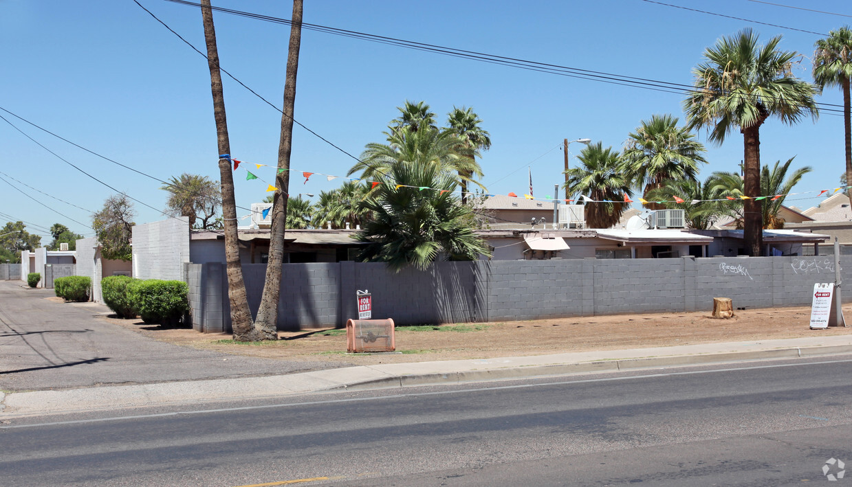 Foto principal - Palm Lane Apartments