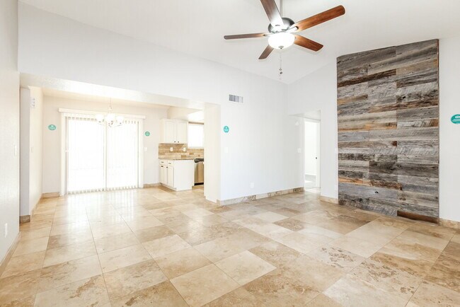 Foto del edificio - 20620 N 18th Ave