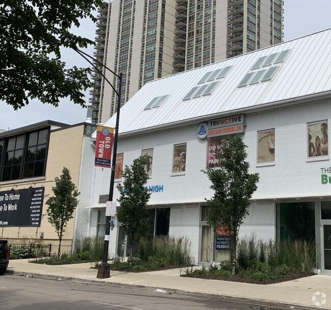 Building Photo - 1221 N. LaSalle Lofts