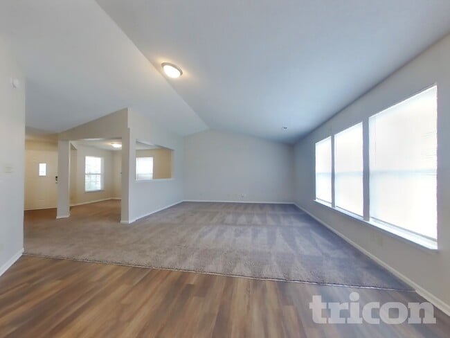 Building Photo - 1715 Brassica Way