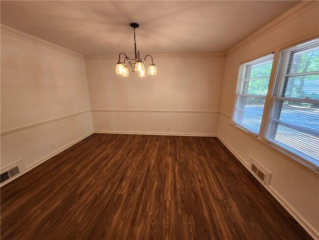 Foto del edificio - 2294 Clairmont Rd
