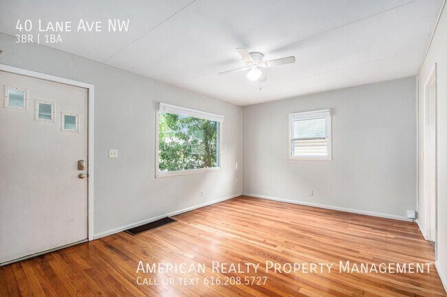 Foto del edificio - 40 Lane Ave NW