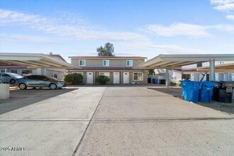 Building Photo - 6165 E Glencove St