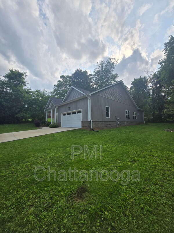 Foto del edificio - 2125 Mae Dell Rd