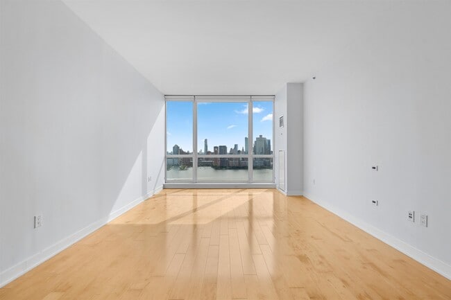 Foto del edificio - 2 2nd St