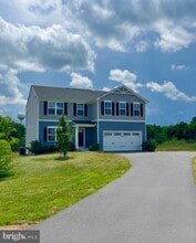 Building Photo - 488 Switchgrass Ct
