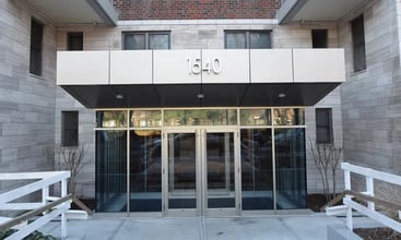 Building Photo - 1540 Pelham Pkwy S