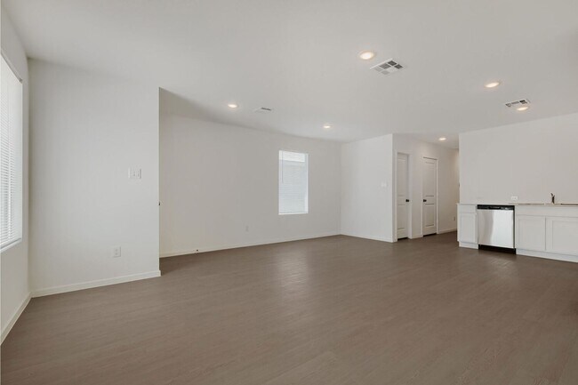 Foto del edificio - First time rental! Brand  new build, brand new appliances, never lived in!