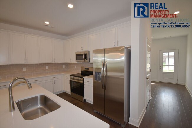 Foto del edificio - BRAND NEW 4BD+BONUS room home in the Blackman area! Attached garage