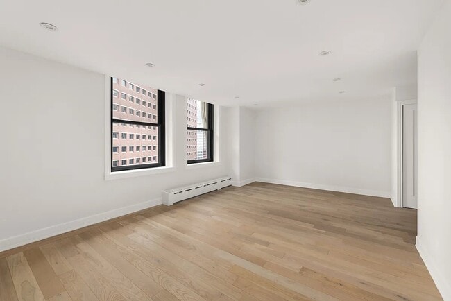 Building Photo - 60 Fulton St