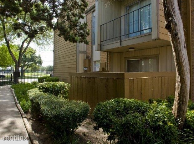 Foto del edificio - 5353 Pinemont Dr