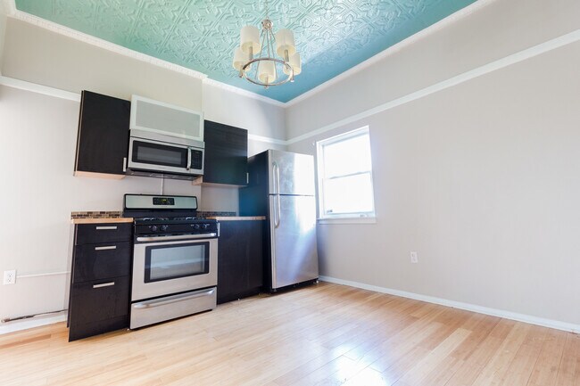 Foto del edificio - 1028 E Warrington Ave