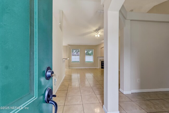 Foto del edificio - 9703 Cedar Ridge Dr W