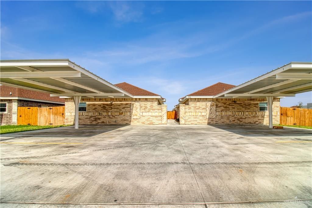 Foto principal - 904 W Kohala Ave